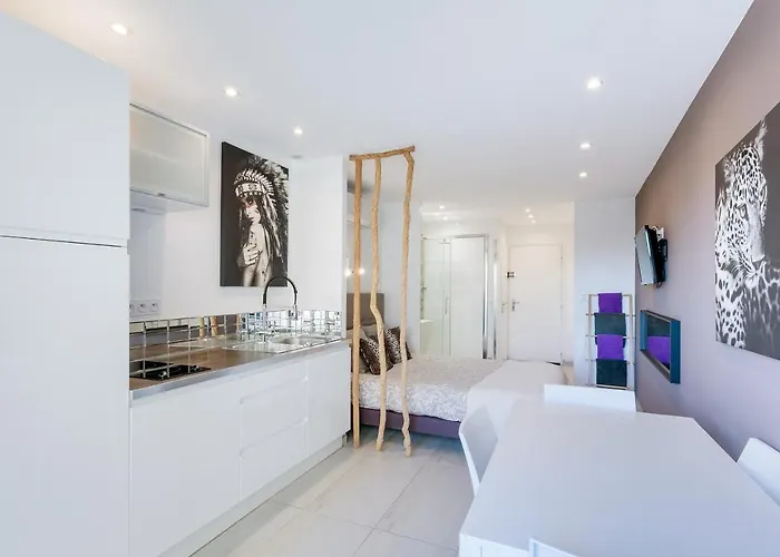 Heliopolis Naturiste شقة