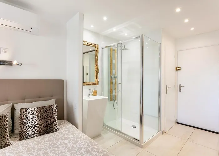 Heliopolis Naturiste *